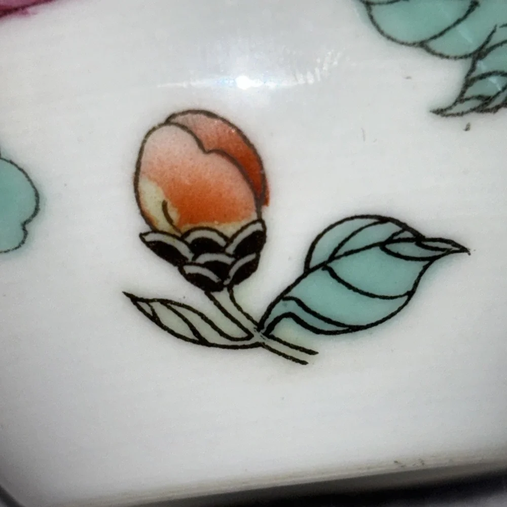 Vtg Zhongguo Jingdezhen Zhi Porcelain Double Gourd Floral‎ Pattern 4in Vase EUC